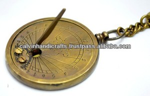 Llavero de brújula Náutica de latón antiguo dorado, llavero de brújula de reloj de sol, regalo náutico - Product Image 2