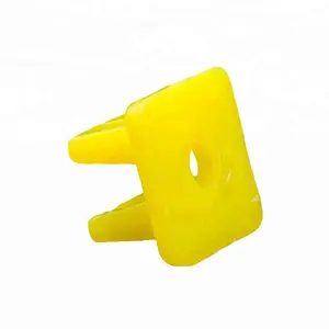 100x Universele Auto Schroef Maat Grommet Moer Clip Fasteners Auto Lampen Vierkante Geel Plastic Vaste Gesp Noten Clips