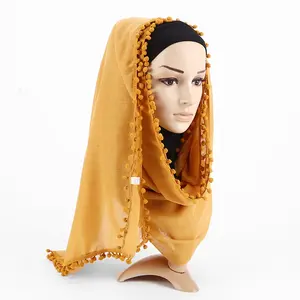 Frauen Viskose Baumwolle Hijab Schal Mit Woll Filz Ball Winter hals Quasten Schal Jilbab Plain Schal Hijab Maxi