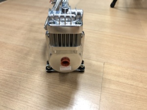 חדש עיצוב DC12V מיני אוויר מדחס, השעיה אוויר מדחס PMAC655A