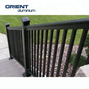 Kit di ringhiera in vetro con guida in alluminio per esterni sistema di ringhiera in alluminio nero prezzo balaustra in alluminio design ringhiera in alluminio - Product Image 1