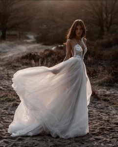 <span class=keywords><strong>Vestido</strong></span> <span class=keywords><strong>de</strong></span> <span class=keywords><strong>novia</strong></span> bohemio con espalda abierta <span class=keywords><strong>de</strong></span> <span class=keywords><strong>playa</strong></span> informal barato con correa - Product Image 1