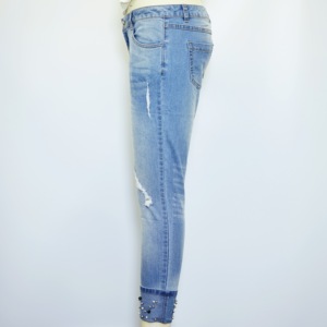 2018 Korean style of Fall/Winter broken curled and beaded jeans - Product Image 2