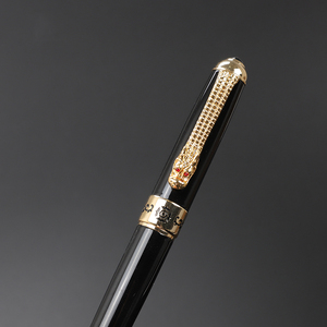 Stylo plume Dragon Fountain avec clip en forme de dragon gravé, stylo à encre décoratif avec pointe en iridium et anneau gravé - Product Image 5