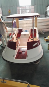 Nuevo Diseño <span class=keywords><strong>de</strong></span> Bote a Pedal con Drenaje Automático, Bote Eléctrico <span class=keywords><strong>de</strong></span> Fibra <span class=keywords><strong>de</strong></span> Vidrio <span class=keywords><strong>de</strong></span> <span class=keywords><strong>4</strong></span> Asientos con Capacidad <span class=keywords><strong>para</strong></span> 500 kg, Marca Meierya <span class=keywords><strong>para</strong></span> Exteriores, en Venta - Product Image 2