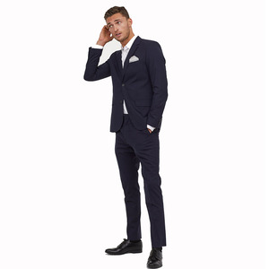 Ultimo Modello <span class=keywords><strong>Completo</strong></span> da <span class=keywords><strong>Uomo</strong></span> <span class=keywords><strong>Blu</strong></span> <span class=keywords><strong>Scuro</strong></span> 3 Pezzi Slim Fit Giacca Pantalone per Matrimonio Stile Italiano - Product Image 2