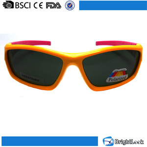 Deportes gafas de sol <span class=keywords><strong>para</strong></span> niños, material suave <span class=keywords><strong>protector</strong></span> ocular gafas de sol de ciclismo - Product Image 4