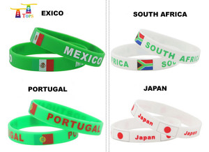 Debossed color filled mano en relieve banda Bandera de país diferente Wold Copa Silicona - Product Image 6