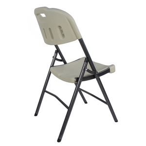 Chaise pliante moderne en <span class=keywords><strong>plastique</strong></span> <span class=keywords><strong>blanc</strong></span> pour les événements en plein air, les fêtes, les repas, le <span class=keywords><strong>jardin</strong></span>, la terrasse, l'hôtel et le parc. - Product Image 3