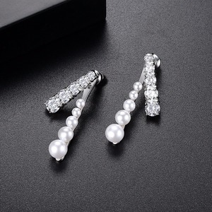 LUOTEEMI-pendientes pequeños redondos de circonia cúbica y perlas de plástico para mujer, aretes de tuerca con estilo neogótico para mujer, combinación de joyas de anillos, 2 uds. - Product Image 5
