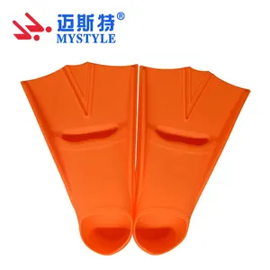 fashionable swimming flippers silicone fins