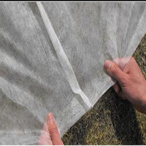 Tissu agricole non tissé à la main en polypropylène 100%, molletonné horticole de jardin, non-tissé, 100% polypropylène Anti-uv - Product Image 2