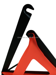 <span class=keywords><strong>signalisation</strong></span> rouge en 471 voiture de sauvetage d'urgence outils reflétant <span class=keywords><strong>triangle</strong></span> de pré<span class=keywords><strong>signalisation</strong></span> pour la sécurité routièr - Product Image 4