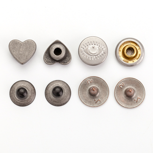 Gravé sur mesure en laiton en métal rivets boutons pour sacs en cuir - Product Image 3