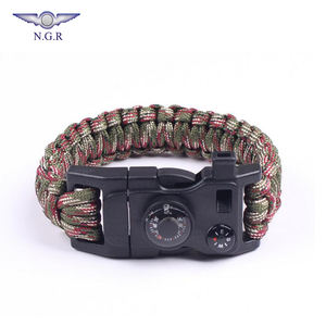 Bracelet de survie multifonction avec thermomètre, boussole, sifflet allume-feu, multi-outils vente en gros - Product Image 4