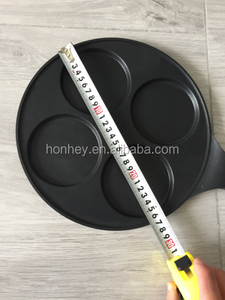 Teglia Antiaderente in Alluminio Pressofuso con Quattro Cerchi per Torte e Pancake - Product Image 4