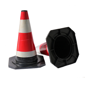 Respectueux de l'environnement 700mm pliable trafic route cône TPE matériel produit de sécurité routière - Product Image 5