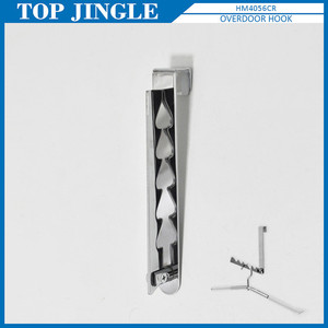 Long cintre en tissu rotatif mural utilitaire avec 3 crochets - Product Image 4