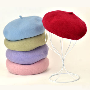 Nouvelles couleurs Style original de haute qualité pour les <span class=keywords><strong>chapeaux</strong></span> de béret pour femmes en laine chaude d'automne et d'hiver - Product Image 1