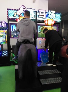 Hotselling Coin Operated Mini GoGo <strong>Jockey</strong> <strong>Horse</strong> Riding Car Racing Video Draving Simulator <strong>Game</strong> <strong>Machine</strong> for Sale - Product Image 4