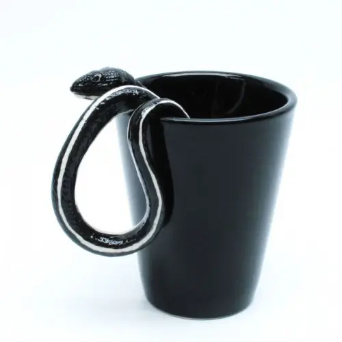 Neues Design beängstigend giftig Souvenir Geschenk einfache schwarze Schlange Keramik becher 11oz