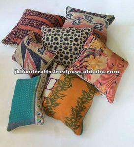 Chaise décorative Coussins Kantha - Product Image 1