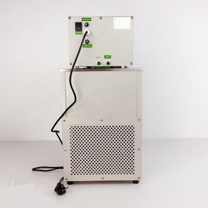 Enfriador de agua a escala de laboratorio listo para enviar, buena función, refrigerado por agua para destilación de trayectoria corta, bomba de nueva condición, núcleo de Motor de 220V - Product Image 2