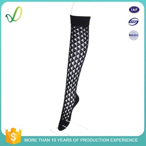 Nylon de corps de sexe de <span class=keywords><strong>fantaisie</strong></span> fait à la main dans des bas de corps de résille de tube adaptés aux besoins du client - Product Image 6
