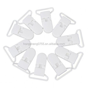 2016 hot selling plastic pacifier holder clip manufacturer