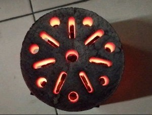HQBQ0003 HongQiang Fast Light Smokeless <strong>Coconut</strong> Shell Charcoal Briquette for BBQ - Product Image 4