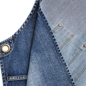 Delantal Vaquero Resistente de Mezclilla con Diseño Cruzado Impermeable, Personalizable, Sin Mangas, con Presilla para Toalla y Bolsillos para Herramientas - Product Image 5