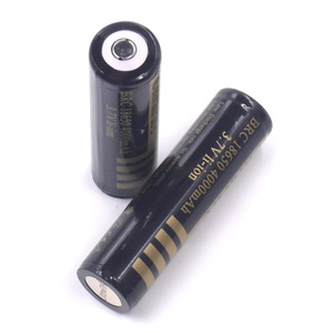 ブラックBRC18650 4000mAh 3.7V充電式リチウムイオンセルバッテリー内蔵放電および充電保護回路 - Product Image 4