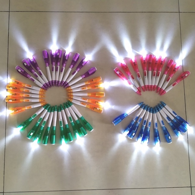 Пластиковая и рекламная ручка, шариковая ручка со светодиодной подсветкой