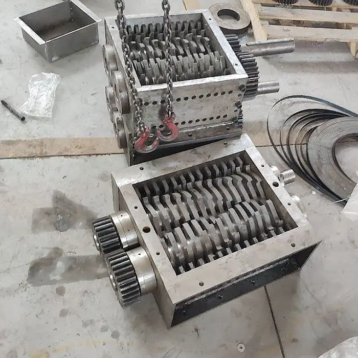 Mini Twin Trục Shredder Và Trường Hợp