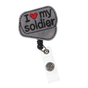 Palette de peinture de soldat rétractable, nouveau Design <span class=keywords><strong>porte</strong></span>-<span class=keywords><strong>Badge</strong></span> magnétique, <span class=keywords><strong>porte</strong></span>-<span class=keywords><strong>Badge</strong></span> <span class=keywords><strong>militaire</strong></span> pour enseignant de l'école, idéal en cadeau d'école, 1 pièce - Product Image 3