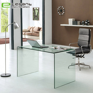<span class=keywords><strong>Bureau</strong></span> d'ordinateur avec plateau <span class=keywords><strong>en</strong></span> <span class=keywords><strong>verre</strong></span> trempé transparent et pieds <span class=keywords><strong>en</strong></span> métal - Product Image 6
