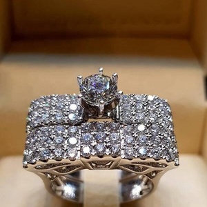 Set <span class=keywords><strong>di</strong></span> Anelli con Zirconi Bianchi per Donna, Anelli in Argento con Cristalli, Gioielli per Promessa e Fidanzamento - Product Image 3