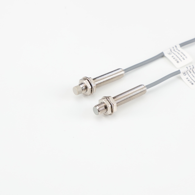 M8 DC 10 to 30V Nonshielded normal open With cable 2-wire inductive proximity switch