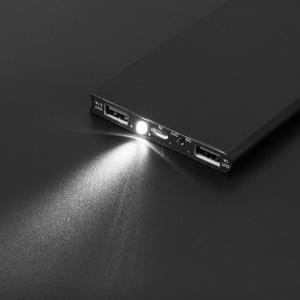 Banque d'alimentation portable à double USB <span class=keywords><strong>avec</strong></span> fonction de charge <span class=keywords><strong>sans</strong></span> <span class=keywords><strong>fil</strong></span> Chargeur de <span class=keywords><strong>batterie</strong></span> <span class=keywords><strong>externe</strong></span> 10000mAh <span class=keywords><strong>Batterie</strong></span> LI-Polymer - Product Image 6