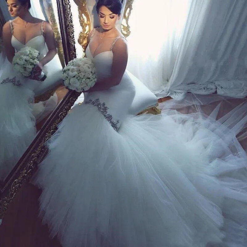 Bán Hot Luxury Customized Appliqued Đính Cườm Pha Lê Nàng Tiên Cá Wedding Dress Bridal Gown Với Long Train MWB23