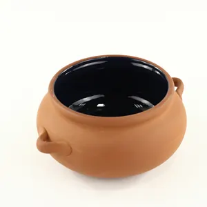 Glazed terracotta clay cooking pot