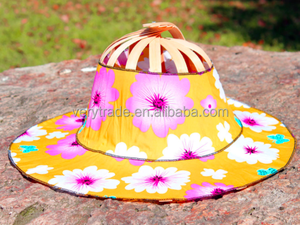 Ventaglio Pieghevole in Bambù con Cappello, Pronto per la Spedizione, Facile da Trasportare in Viaggio - Product Image 3