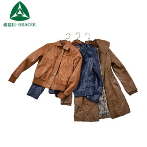 Giacche <span class=keywords><strong>in</strong></span> Pelle di Buona Qualità a Prezzo Conveniente e Servizio Professionale, Balle di Abbigliamento Usato Misto <span class=keywords><strong>in</strong></span> <span class=keywords><strong>Vendita</strong></span> - Product Image 1