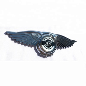 Vente en gros et conception personnalisée <span class=keywords><strong>de</strong></span> nouveaux badges <span class=keywords><strong>de</strong></span> <span class=keywords><strong>voiture</strong></span> 300 <span class=keywords><strong>ailes</strong></span> et emblèmes <span class=keywords><strong>de</strong></span> <span class=keywords><strong>voiture</strong></span> 300 designs - Product Image 4