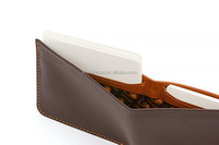 Dompet Kulit Asli Pria Pendek Vintage dengan Logo Kustom Embossed, Lapisan Satin, Pola Karakter Terbuka - Grosir Bermerek