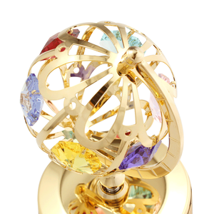 Caja Musical de Metal Chapado en Oro Crystocraft, Decorada con Cristales Brillantes Tallados, Mecanismo Manual, 5.5x9.4cm, 0.15kg, Modelo U0062-081-GMX - Product Image 4