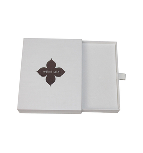 Boîte <span class=keywords><strong>blanche</strong></span> noir à chaud en argent logo emballage boîte à bijoux boîtes en carton de papier ruban sortir - Product Image 4