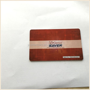 Tarjeta de PVC de bajo consumo con banda magnética, resistente al agua y fondo dorado, de fabricante directo, para uso como regalo/membresía - Product Image 5