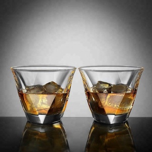 AIHPO06 <span class=keywords><strong>Cocktail</strong></span> vente en gros, Design Unique personnalisé, fond lourd en cristal, <span class=keywords><strong>verre</strong></span> à whisky, <span class=keywords><strong>Triangle</strong></span>, 300ml - Product Image 1