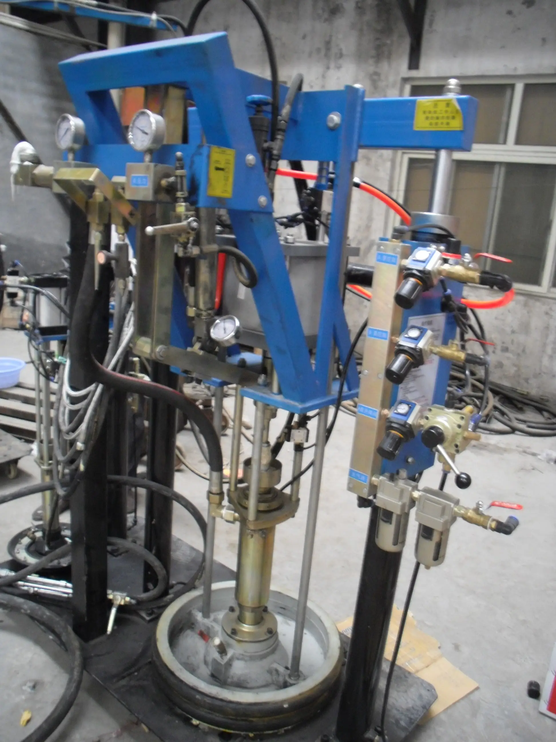Dubbele beglazing machine Isolerend Glas Machine Extruder Voor Kit Siliconen Extruder